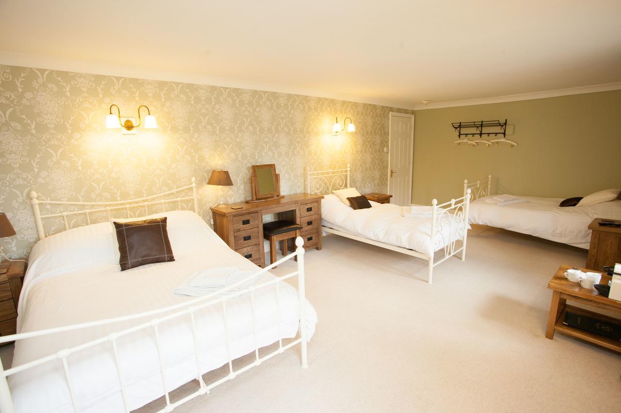 The Seven Stars Inn Pewsey 外观 照片