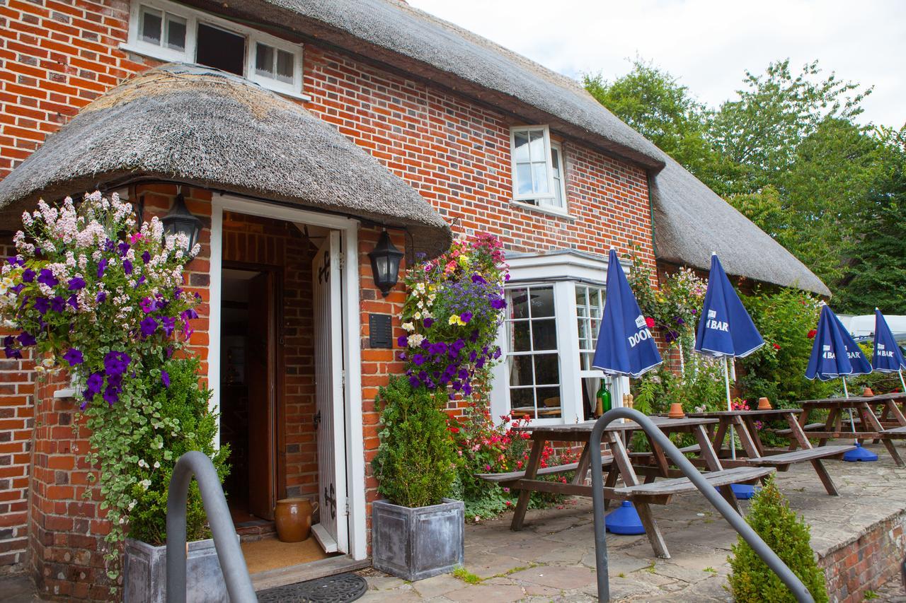 The Seven Stars Inn Pewsey 外观 照片